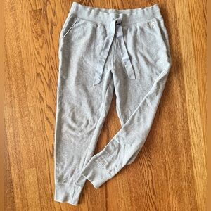 Victoria’s Secret gray sweatpants. With silk drawstring. Size M.